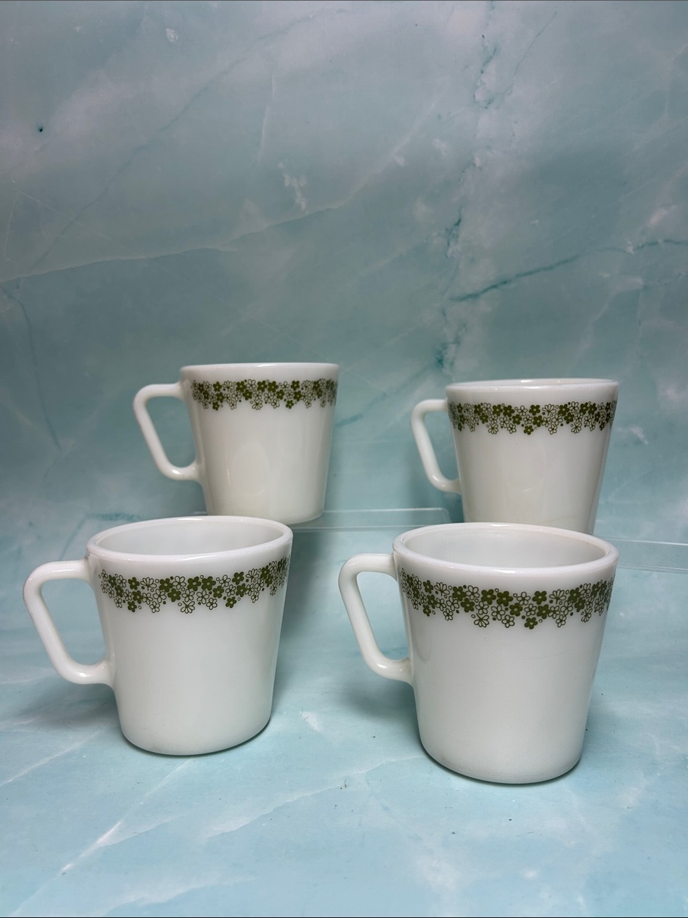 Vintage Pyrex CRAZY DAISY Spring Blossom D-HANDLE Set of 4 COFFEE MUGS Cups USA